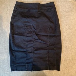 H&M Black Pencil Skirt